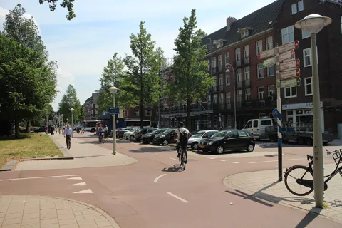 Hoofddorppleinbuurt