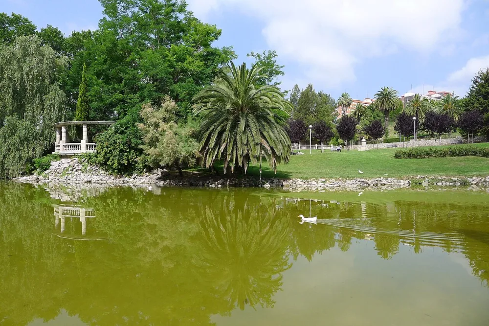 Cornellà de Llobregati kesklinn, Barcelona linnastu