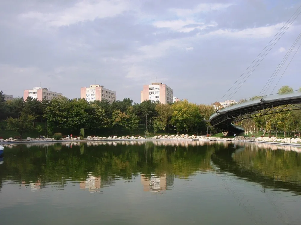 Palazzi residenziali immersi nel verde a Drumul Taberei, Bucarest
