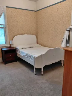 Chambre dans maison familiale