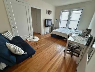 Double room available in flatshare