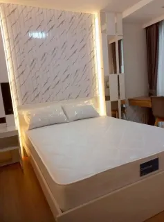 Habitación en piso bien cuidado