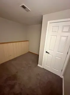 Chambre vide à meubler