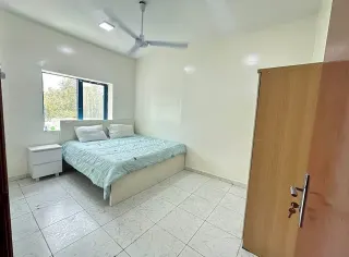 Cameră în apartament renovat, Via Leon Battista Alberti