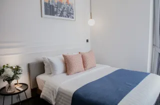 Room in renovated flat, Carrer de Padilla