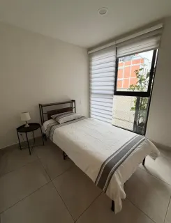 Chambre avec vue intérieure, silencieuse