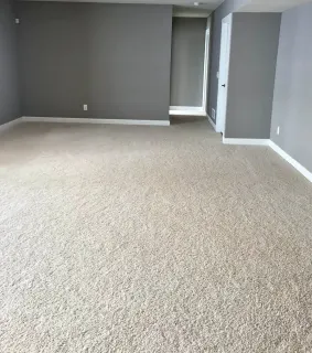 Comfortable room available