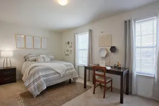 Chambre double en maison partagée, Tihase