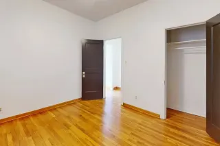 Zimmer im Coliving frei