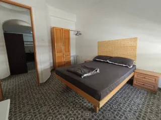 Stanza con letto matrimoniale
