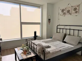 Quarto em prédio residencial, Casement Drive