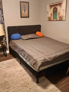 Double bedroom in friendly home