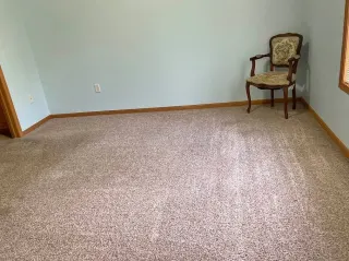 Zimmer im Coliving frei, Vabriku