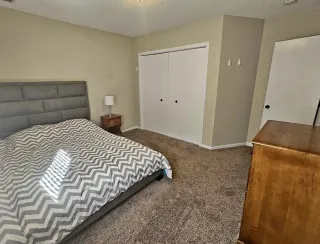 Habitación doble en hogar acogedor