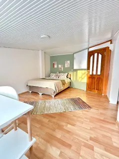 Quarto de casal em casa acolhedora, Avenida Almirante Reis