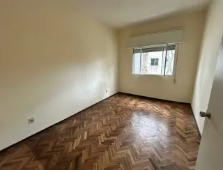 Habitación disponible, para amueblar