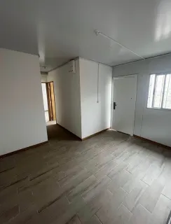 Doppia in casa accogliente, Invalidenstraße