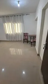 Stanza in zona ben collegata